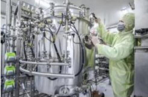 斥资10亿元 国药集团新冠疫苗研发领跑全球