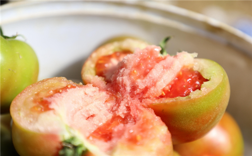 青岛市派驻莱西市藕湾头村第一书记孔祥忠：“匠心”铸就品牌助力乡村产业振兴