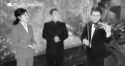 周涛带观众“云”游国家大剧院