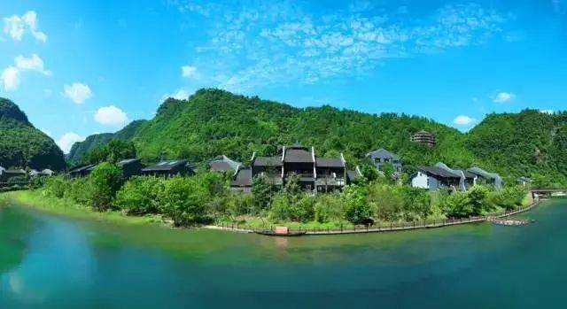 “五一”假期国内旅游收入达475.6亿元