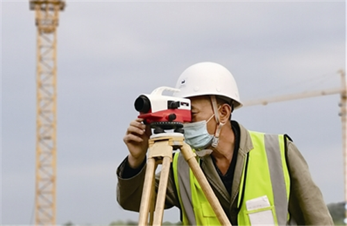 中央美院青岛校区“莫比乌斯环”主体施工