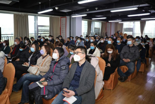 党旗领航，文化铸魂：临报集团特色文化教育谱写党建新篇章