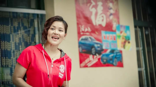 在剧中饰演李佳彩的孟霞,咱临沂临沭人,她参演作品有《沂蒙》《天龙