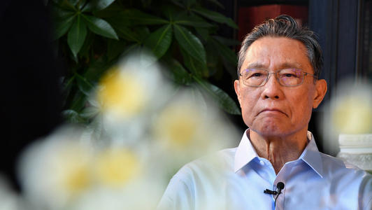 《收获》首发12万字《钟南山：苍生在上》