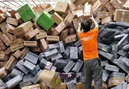 1-7月全国快递业务量超400亿件 超2017年全年业务量