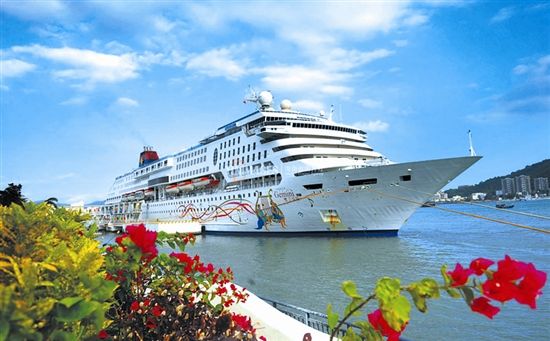 三亚开好“三条旅游船” 邮轮游艇游船齐出航