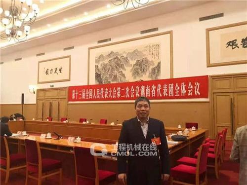 【聚焦两会】吴继发：提升产业用纺织品装备制造自主创新能力