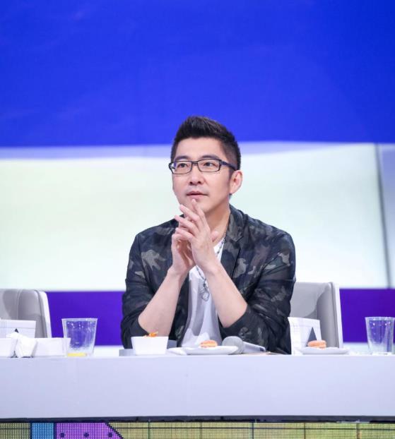 赵胤胤当“鲜厨推荐官”: 我只给我爱的人做饭