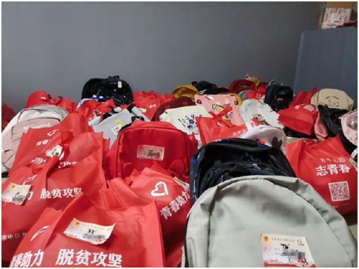 城乡少年手拉手——共青团枣庄市中区委“心愿直通车“情暖六一