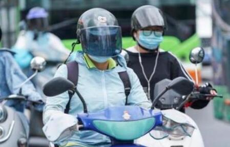 精准施策为头盔“降温” 国家级质量标准亟待出台