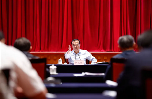 李克强在青岛：一场重要会议，释放四个信号