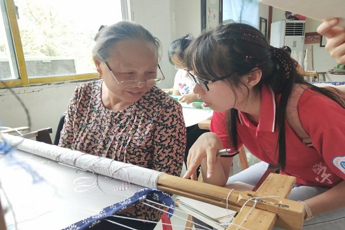 中国力推“非遗”活化保护与文化扶贫双赢