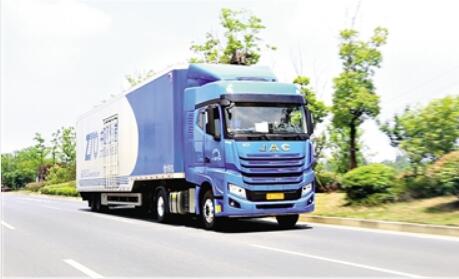 江淮汽车携手中通快递助力云经济