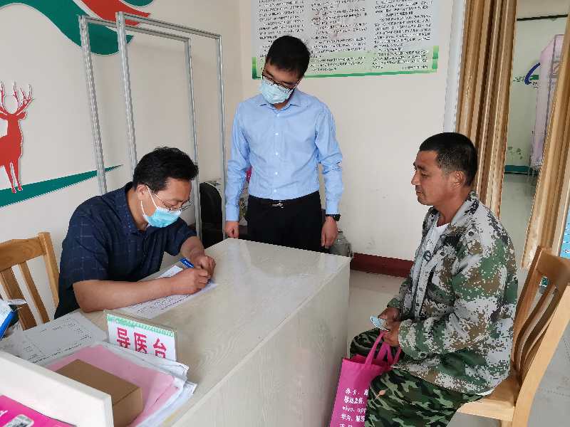 山亭区城头镇综治中心就近服务暖人心