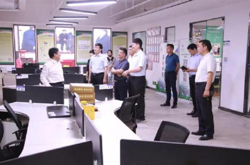 郑州市委组织部组织处蒋明伦处长一行到郑大云创考察指导