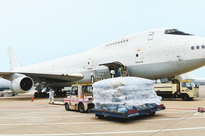 郑州至欧洲定期全货机邮件专线开通