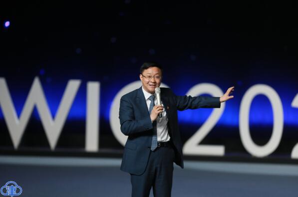 刘庆峰：中国人工智能技术面临前所未有的发展机遇