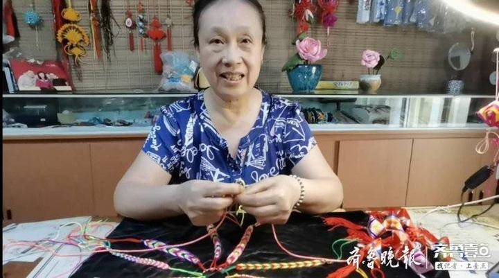 20年与“结”结缘 济南结艺非遗传人巧手编织“千千结”