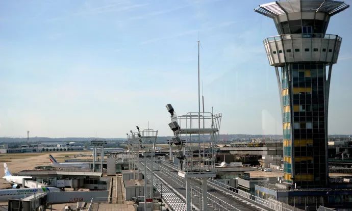 法国重新开放巴黎奥利机场