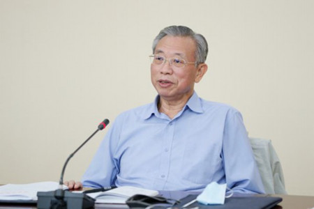 刘家义参加党支部主题党日活动并讲党课