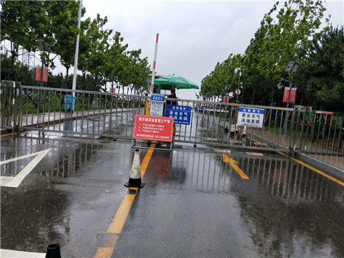 紧急提醒：受天气影响，青岛市除第一海水浴场外其它浴场临时关闭