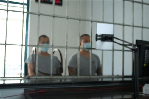 青岛法院对8起43人黑恶势力犯罪案件集中宣判