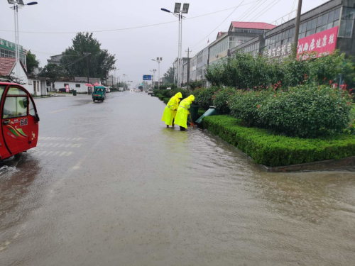 费县公路中心高效应对强降水保畅通