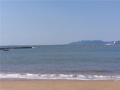 快讯！青岛仰口、石老人等多个浴场关闭 风高浪大请别下海