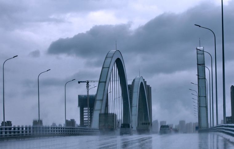 天气一日三变 如同大片