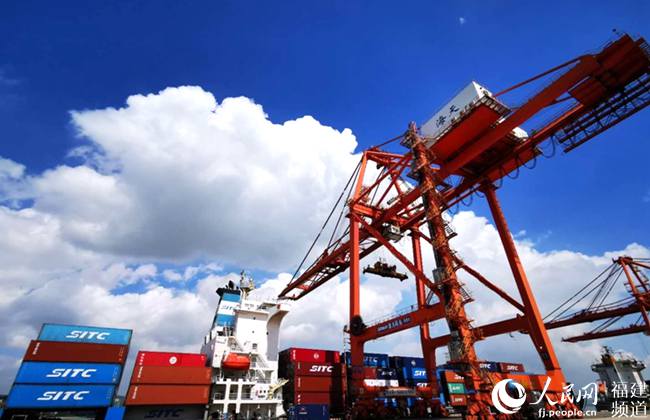 厦门“丝路海运”快捷航线再升级 “进口直提”通道上线启用