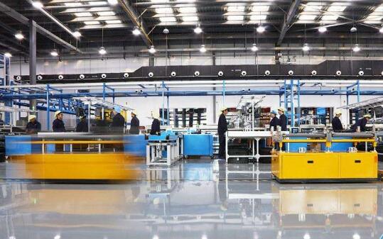 探访浪潮智能工厂 看老牌IT企业如何转型