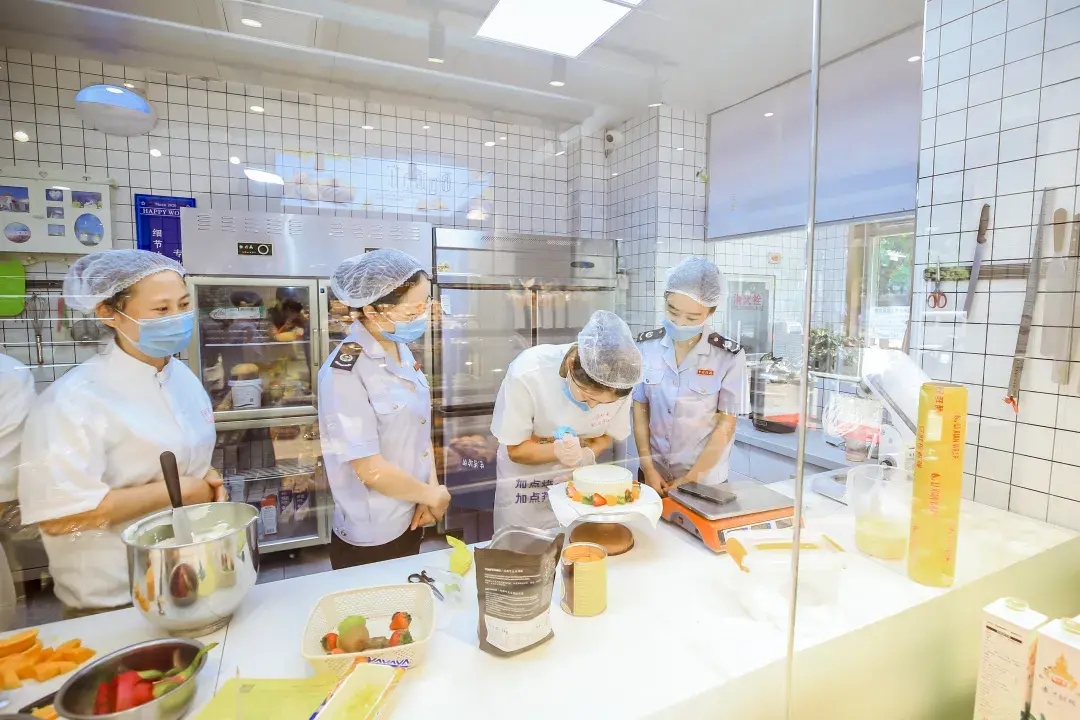 宁津税务：税务加温，添薪助力“小店经济”“热”起来