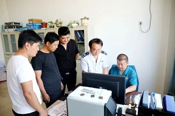 陵城税务：为其“解忧”，才能“创优”