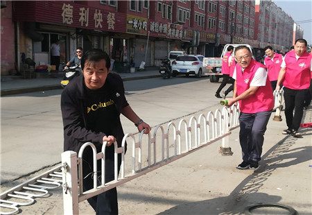 架设绿色出行通道，保障学生安全出行