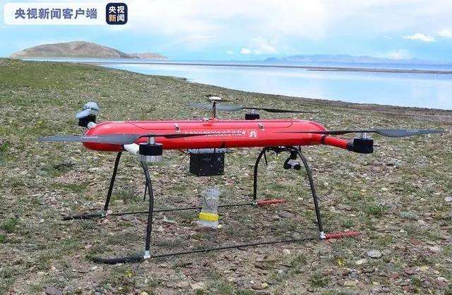 我国自主飞行机器人“云雀”助力青藏科考