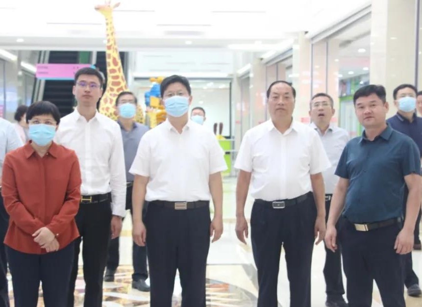 山东省副省长、党组成员任爱荣一行到顺和直播电商科技产业园参观调研