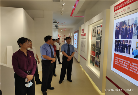 考察学习拓思路  凝心聚力抓党建