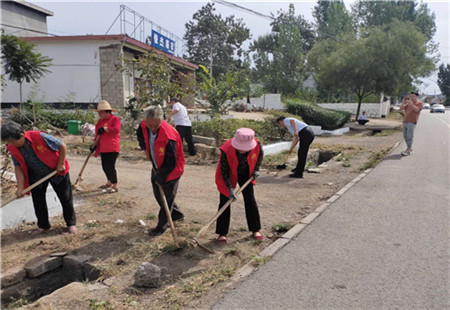 山亭区开展“国庆中秋”环境卫生集中清理活动
