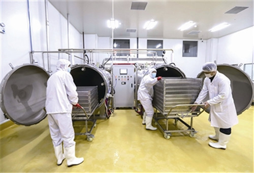 给高铁“送”盒饭 送出一个龙头项目