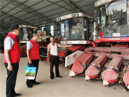 沂南农商银行 助力合作社唱响“带头致富经”