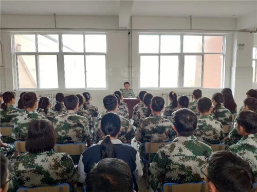 普国防知识，强爱国意识