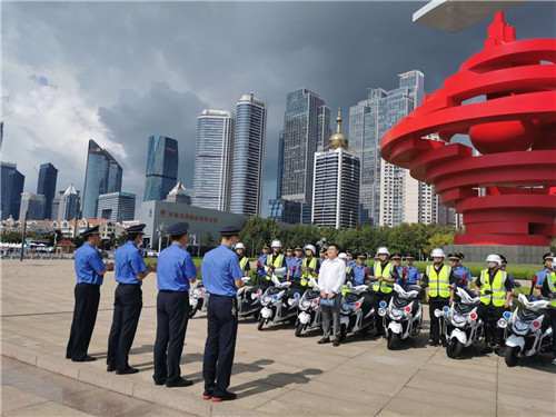 青岛市市南区30名专业市容秩序辅助管理人员正式上岗