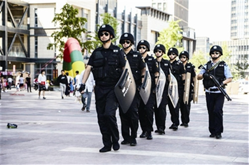 青岛公安服务群众9000余人次，刑事警情同比下降11%