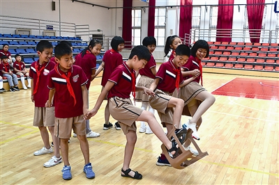 “心理敞亮”：培育积极向上社会心态