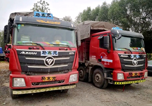 郯城交警查处超载500％“百吨王”工程车