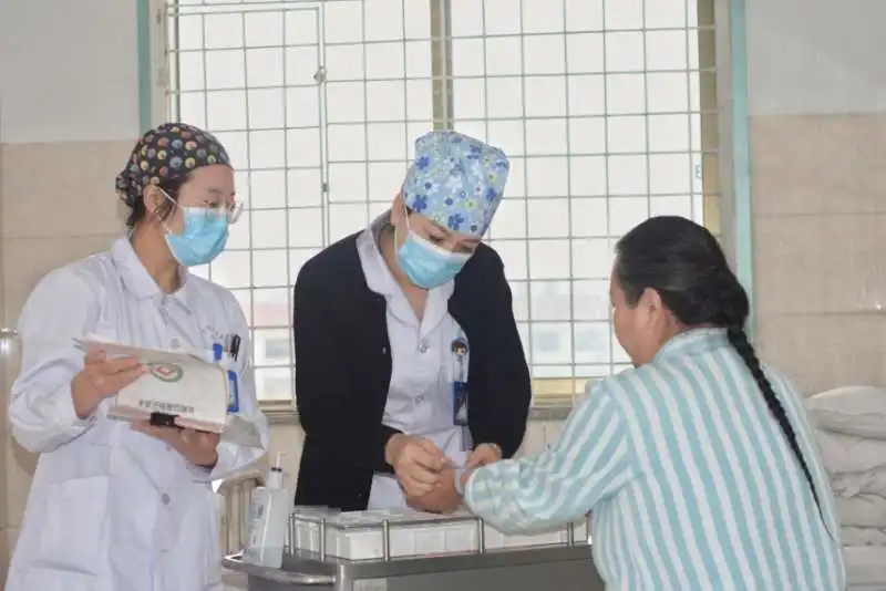 弘扬抗疫精神 护佑心理健康德州市第二人民医院用爱温暖特殊患者