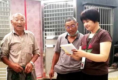 郯城县红花镇:敲开脱贫致富门架起干群连心桥