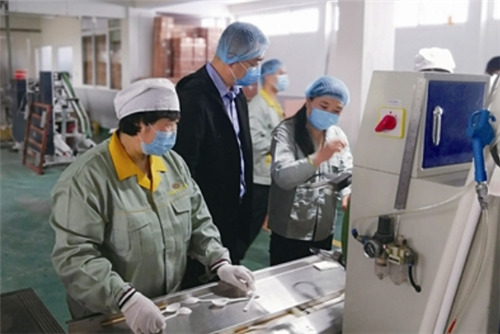 护航行动：为企业了却“桩桩心事”