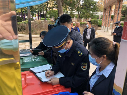 青岛市开展10月份城市生活垃圾分类联合执法集中整治行动