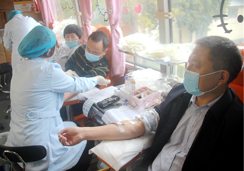 郯城县杨集镇：无偿献血奉献社会